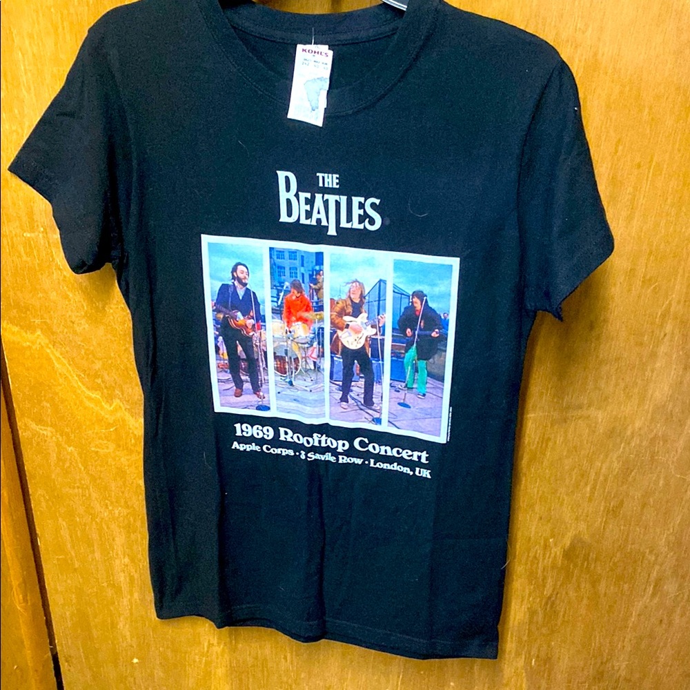 The Beatles Black t-shirt size XL but fits like a medium